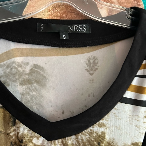 Ness Multicolor Abstract Floral Women's Top Smal - Picture 5 of 15